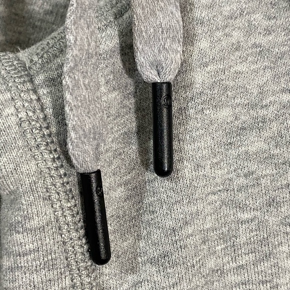 Lululemon Men's Gray Sweatpants - Picture 3 of 6